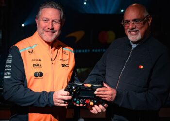 Mastercard hosts event as McLaren F1 unveil livery