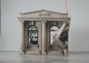 Airwallex campaign “smashes” outdated financial systems