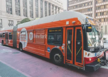 Byline Bank offers free rides to Bears opener