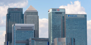 Canary Wharf skyline, featuring buildings such as HSBC