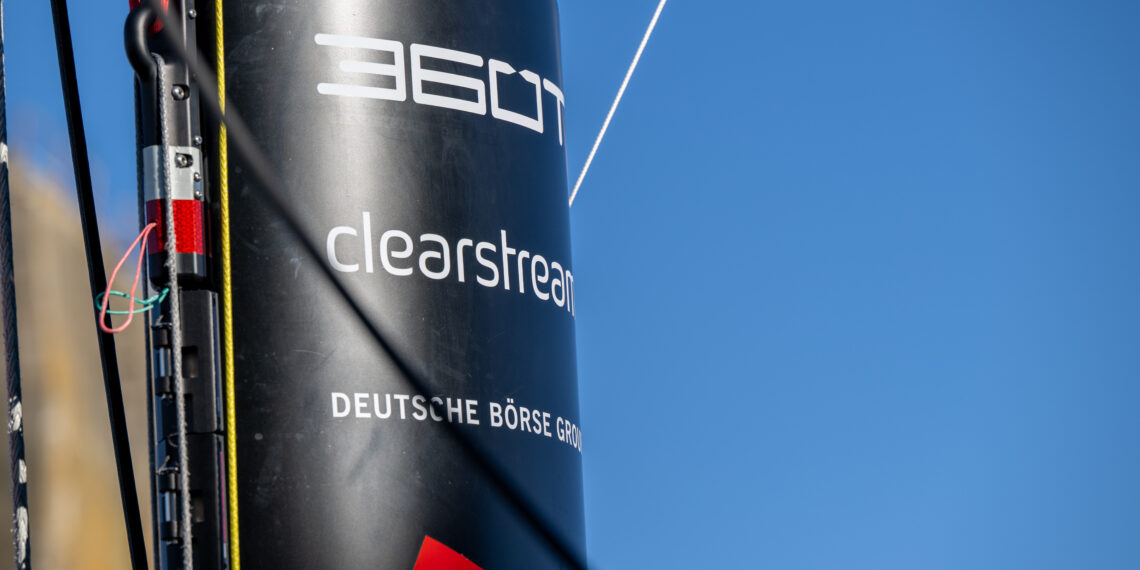 Deutsche Börse backs offshore sailing team