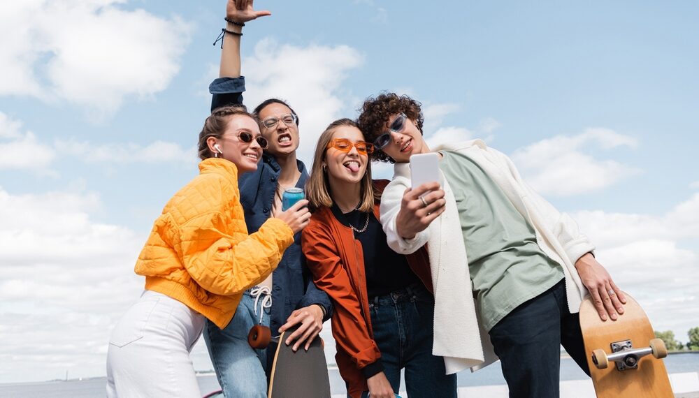 From ‘looksmaxxing’ to ‘money-maxxing’: Fintechs are speaking Gen Z