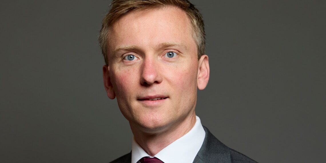 Pensions Minister attacks ‘cheap route to publicity’